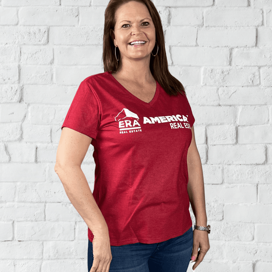 V-Neck Shirt - Cardinal Active